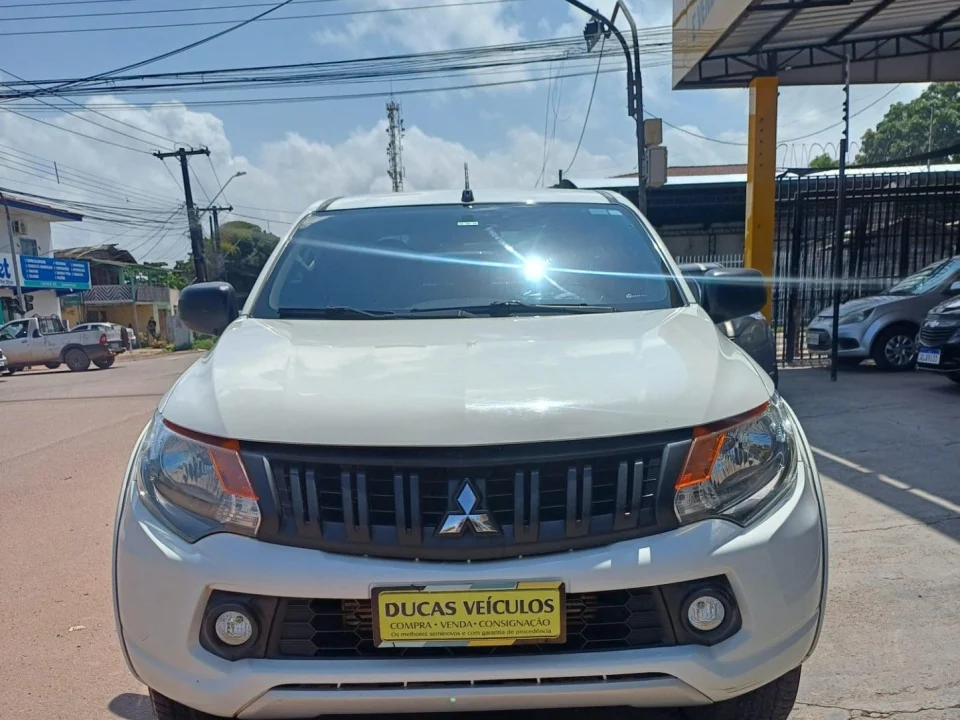 Mitsubishi L200 Triton Sport GLS 2.4 CD Diesel Mec.